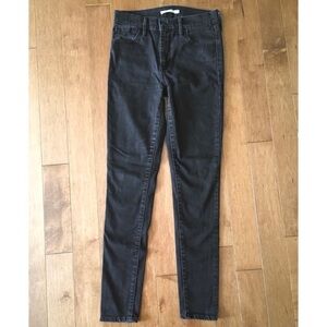 Levi’s High Rise Super Skinny jeans